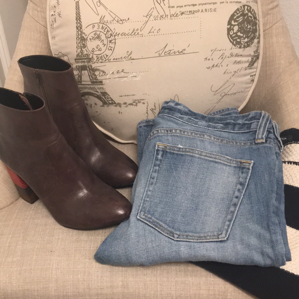 ✨ Moving sale 🚗- J. Crew Light Wash Matchstick Jeans, Size 28R
